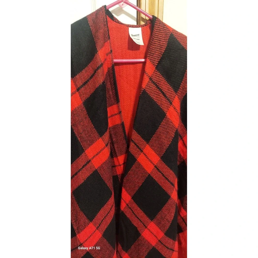 Duluth Red Black‎ Poncho Shawl Christmas Winter One Size Wrap